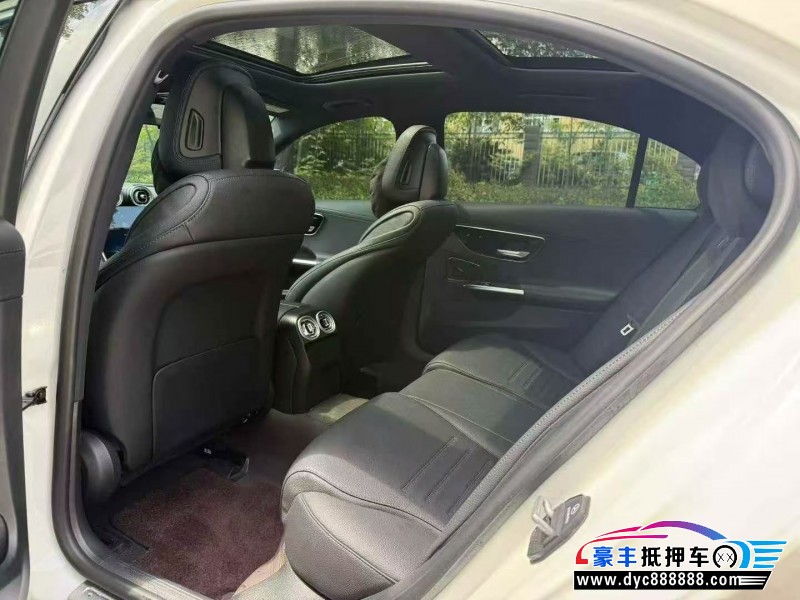 25年奔驰C轿车抵押车出售
