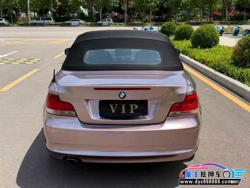 12年宝马1系轿车抵押车出售