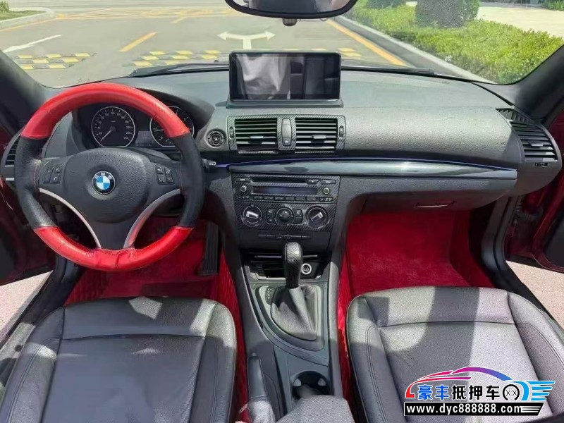 12年宝马1系轿车抵押车出售
