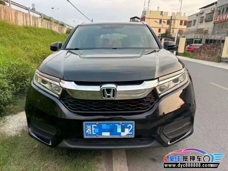 抵押车出售18年本田冠道SUV
