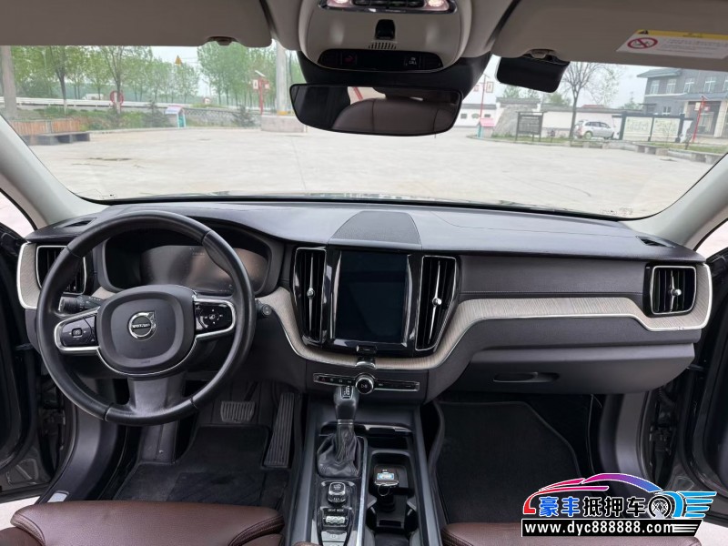 19年沃尔沃XC60轿车抵押车出售