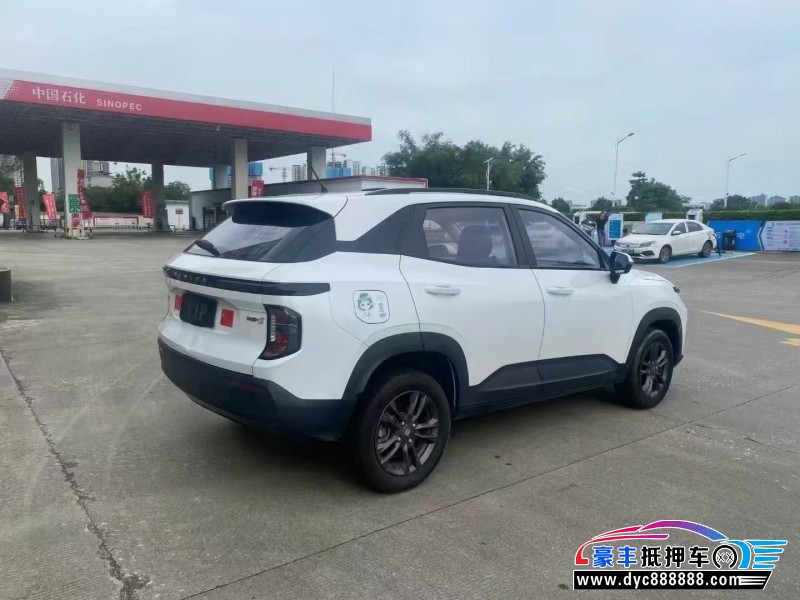 21年宝骏RS3轿车抵押车出售