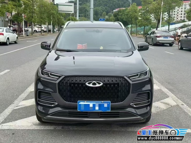 抵押车出售25年奇瑞瑞虎8轿车