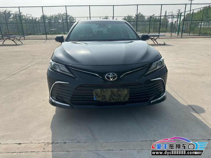 抵押车出售21年丰田凯美瑞轿车