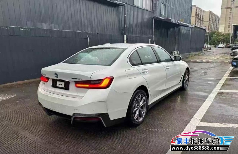 24年宝马i3轿车抵押车出售