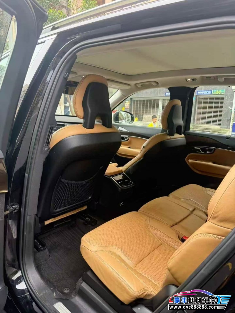 16年沃尔沃XC90轿车抵押车出售