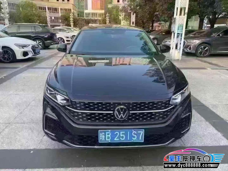 抵押车出售24年大众帕萨特轿车