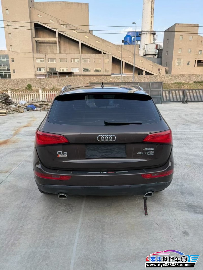 15年奥迪Q5轿车抵押车出售