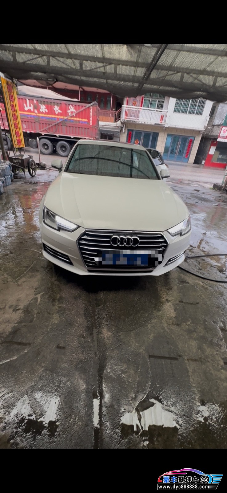 抵押车出售18年奥迪A4L轿车