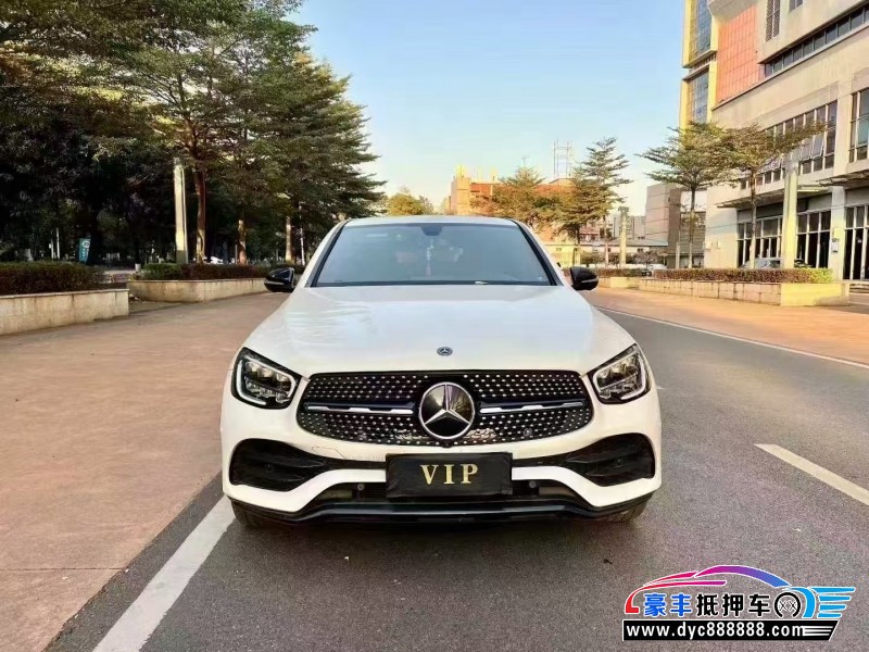 抵押车出售20年奔驰GLC轿车
