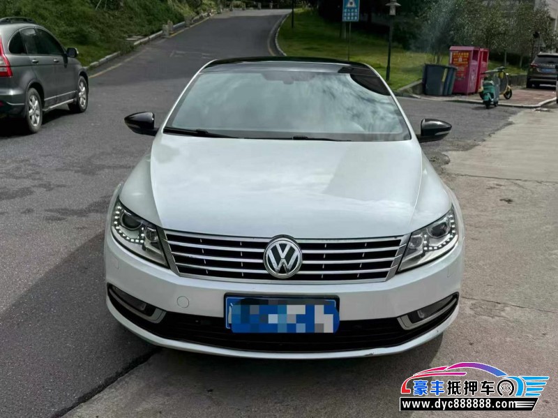 抵押车出售15年大众CC轿车