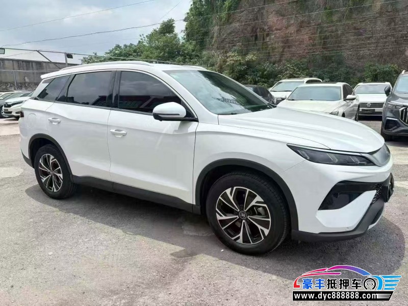 25年比亚迪宋轿车抵押车出售