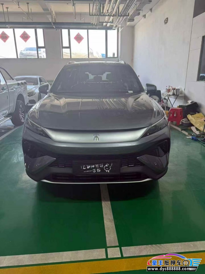 25年比亚迪宋轿车抵押车出售