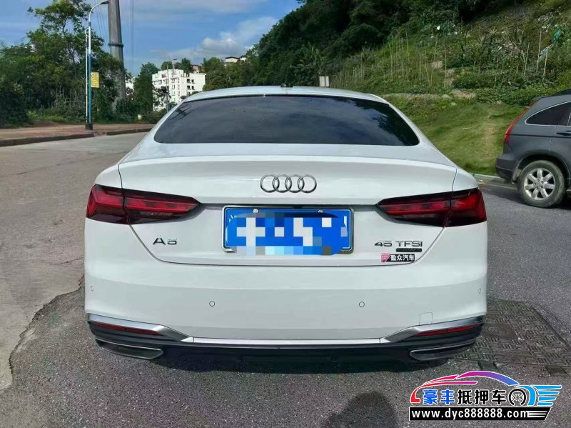 22年奥迪A5轿车抵押车出售