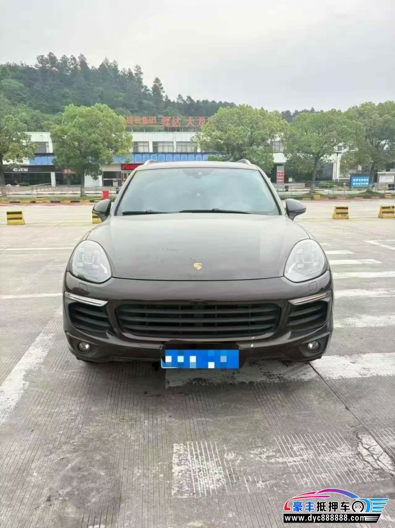 15年保时捷卡宴轿车抵押车出售