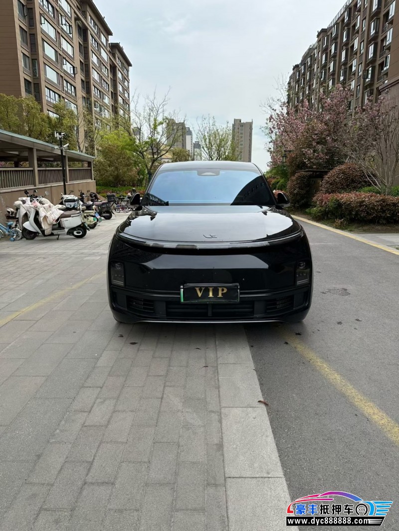 24年理想L9轿车抵押车出售
