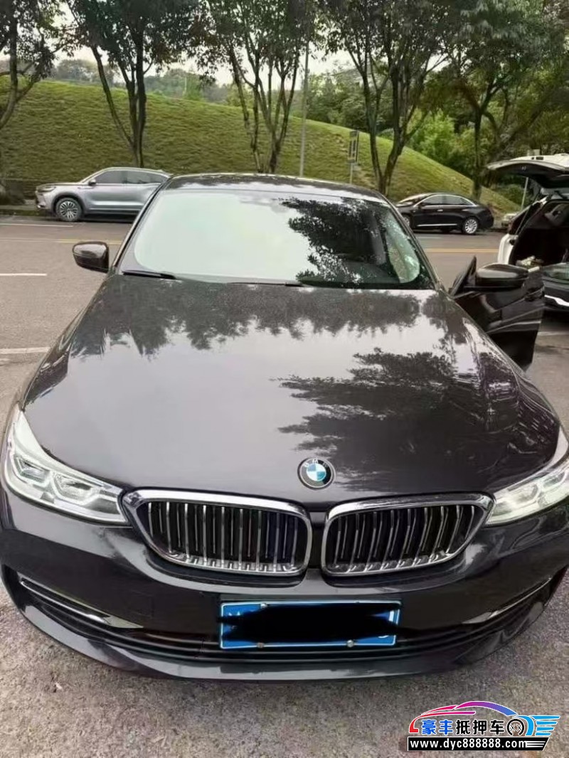 抵押车出售20年宝马6系轿车