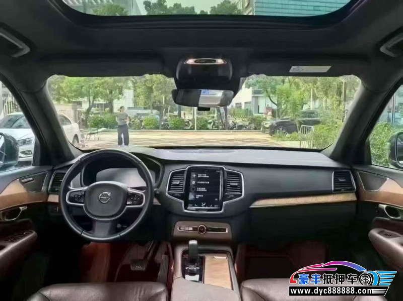 22年沃尔沃XC90轿车抵押车出售