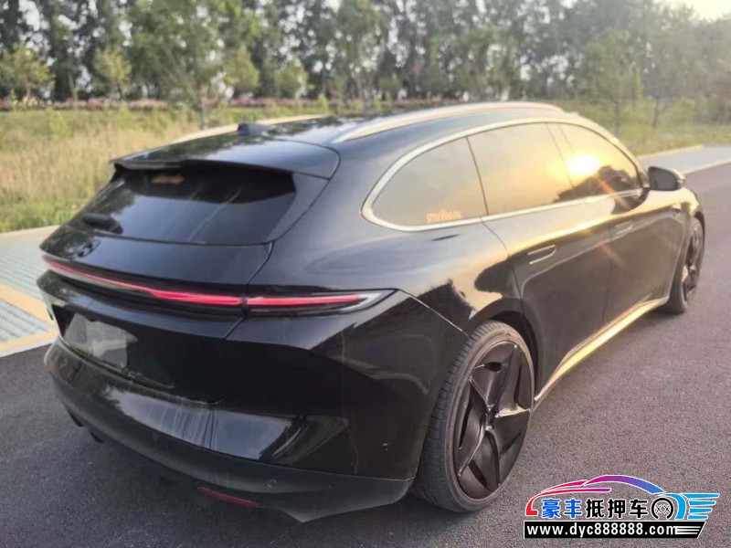 23年蔚来ET5轿车抵押车出售