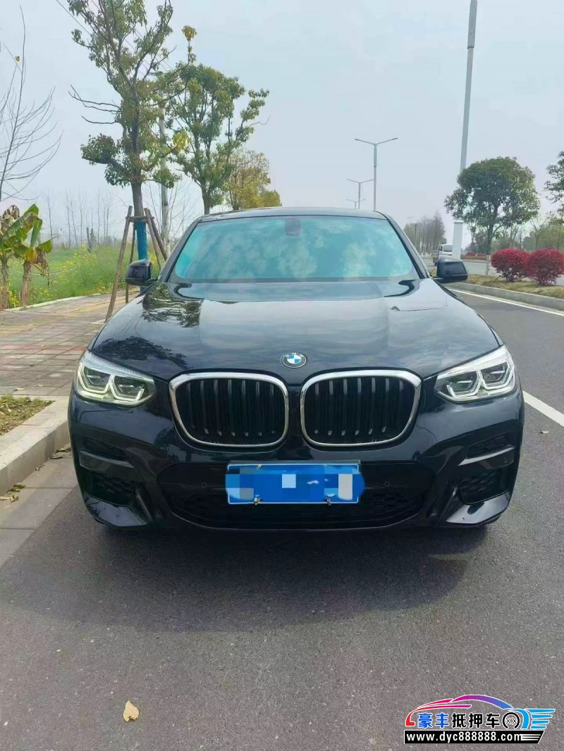 抵押车出售21年宝马X4轿车