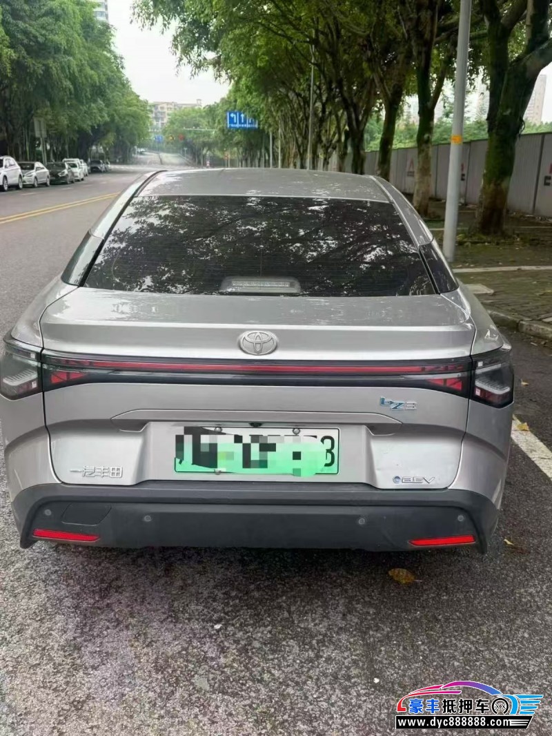24年丰田BZ3轿车抵押车出售