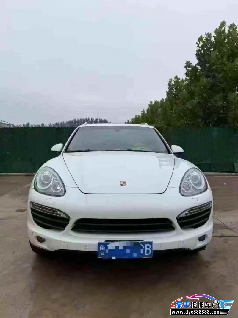 14年保时捷卡宴轿车抵押车出售
