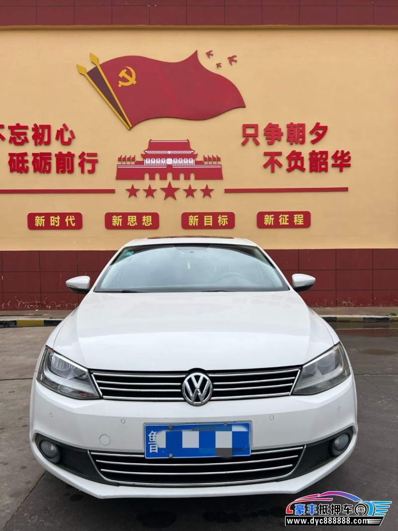 14年大众速腾轿车抵押车出售