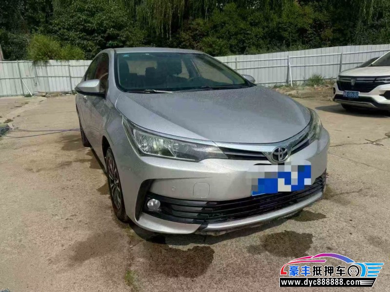 抵押车出售18年丰田雷凌轿车