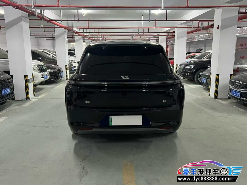 24年理想L8轿车抵押车出售