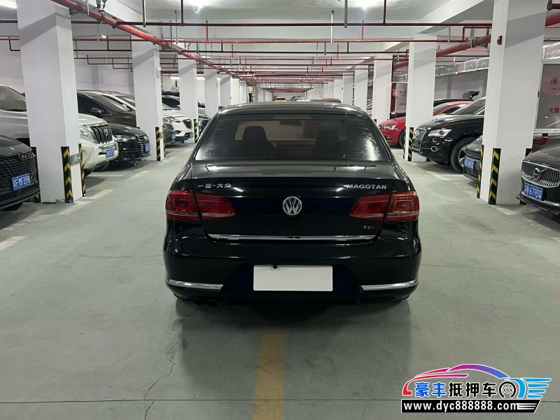 12年大众迈腾轿车抵押车出售