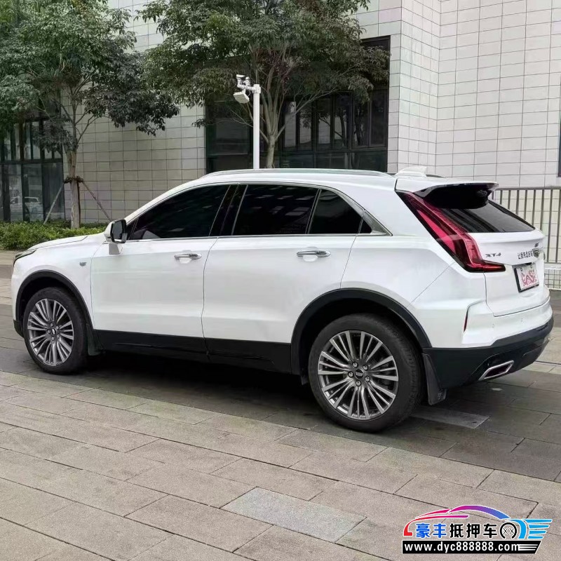 26年凯迪拉克XT4轿车抵押车出售