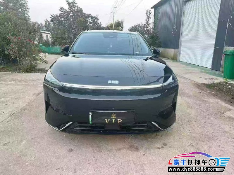 25年吉利银河L6轿车抵押车出售