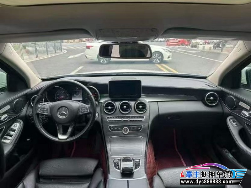 17年奔驰C轿车抵押车出售