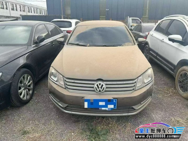 抵押车出售16年大众迈腾轿车
