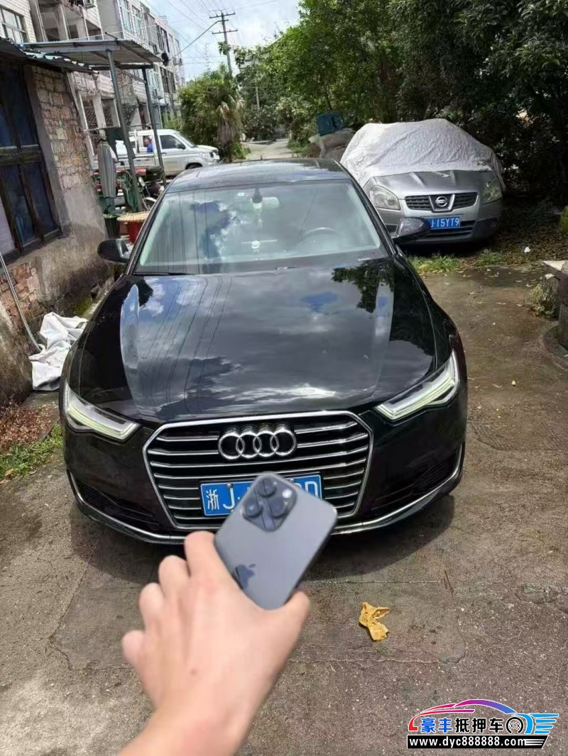 抵押车出售17年奥迪A6L轿车
