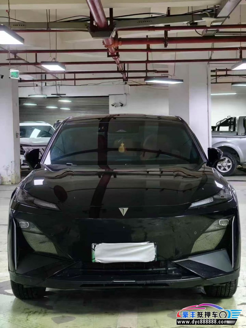 抵押车出售24年长安深蓝S07轿车