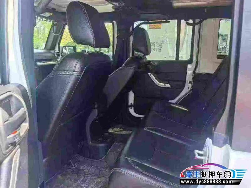 18年Jeep牧马人轿车抵押车出售
