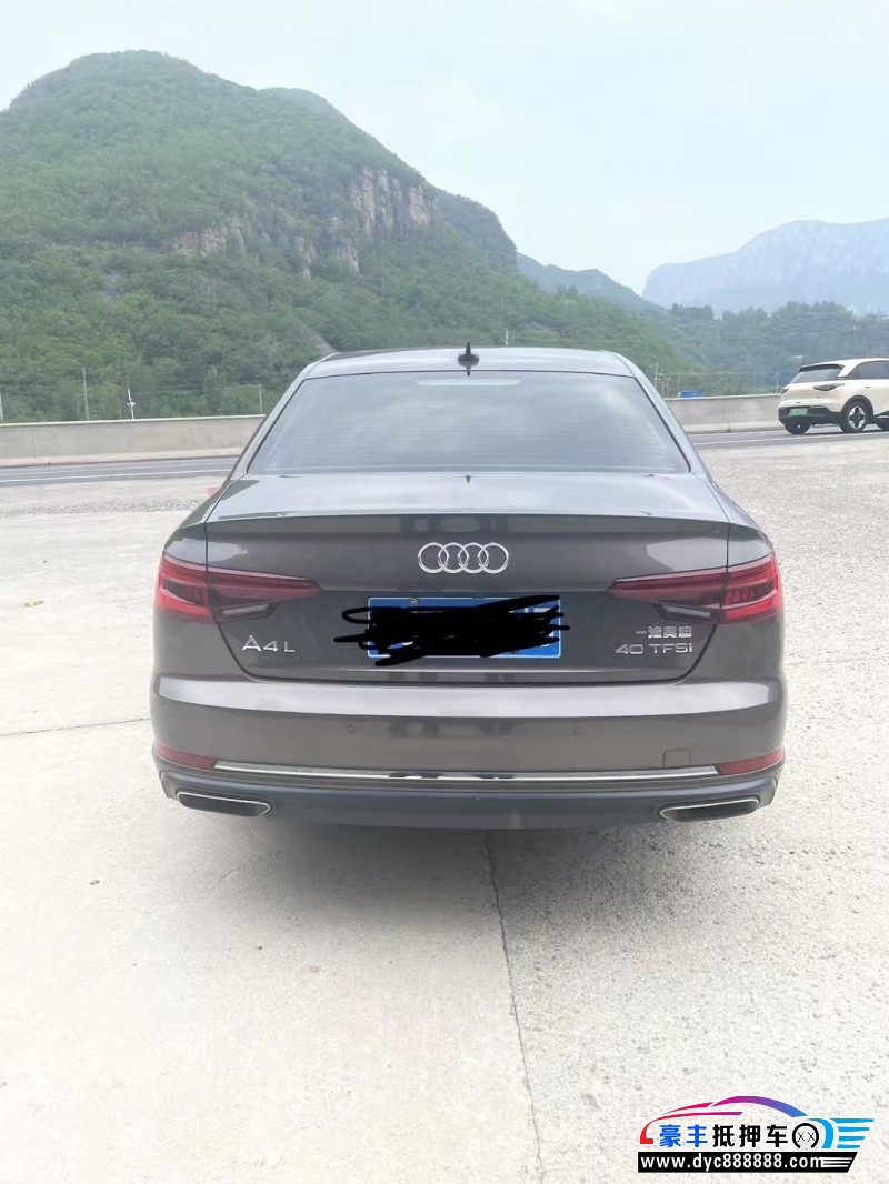 19年奥迪A4L轿车抵押车出售