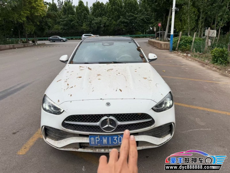 25年奔驰C轿车抵押车出售