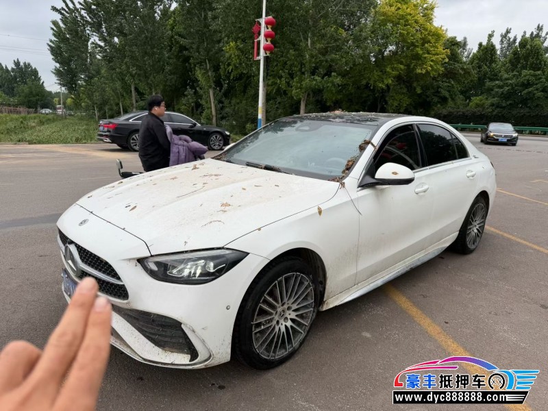 25年奔驰C轿车抵押车出售