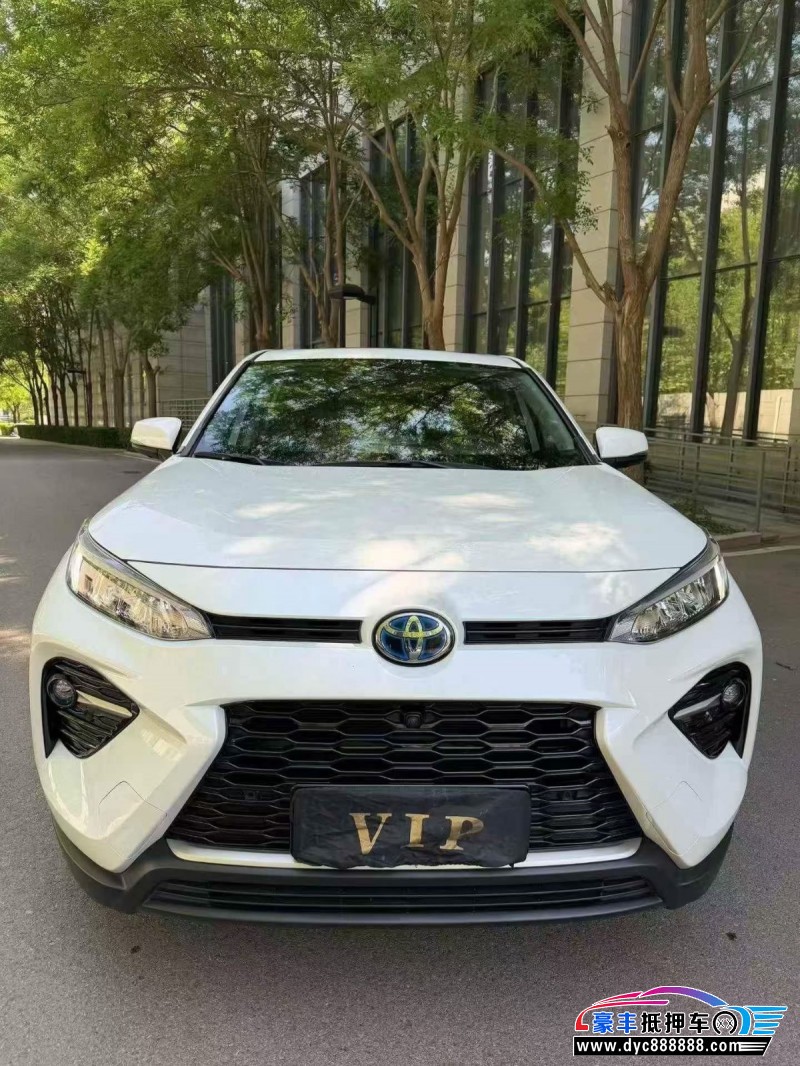 抵押车出售23年丰田威兰达轿车