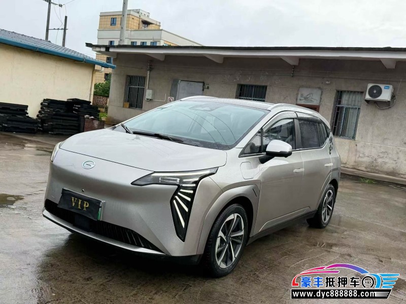 22年埃安Y70轿车抵押车出售
