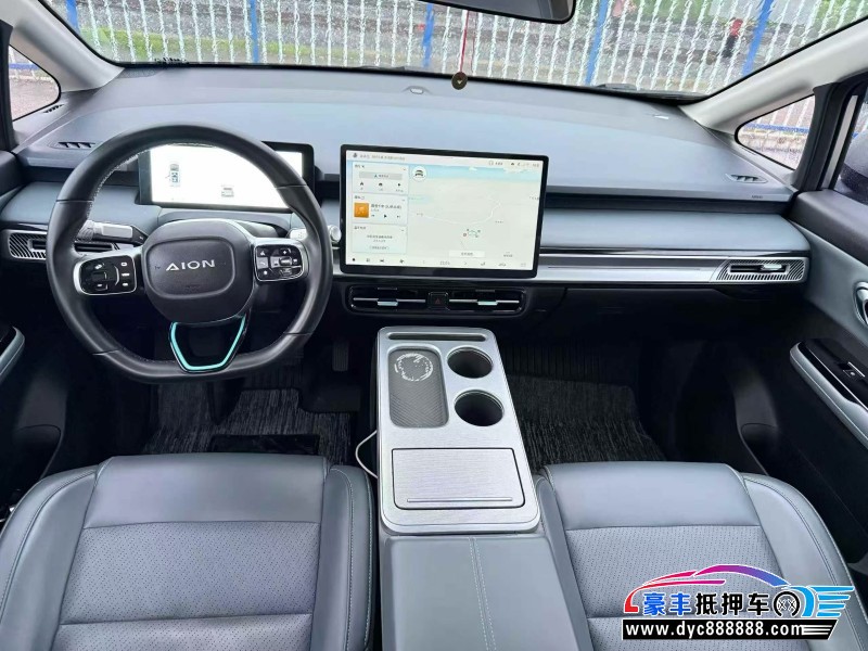 22年埃安Y70轿车抵押车出售