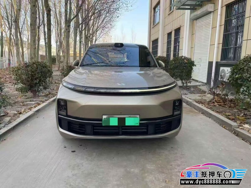 23年理想L9轿车抵押车出售
