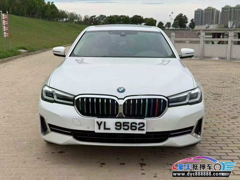 21年宝马5系轿车抵押车出售