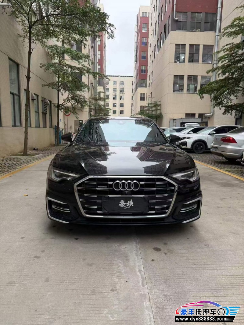 抵押车出售24年奥迪A6L轿车
