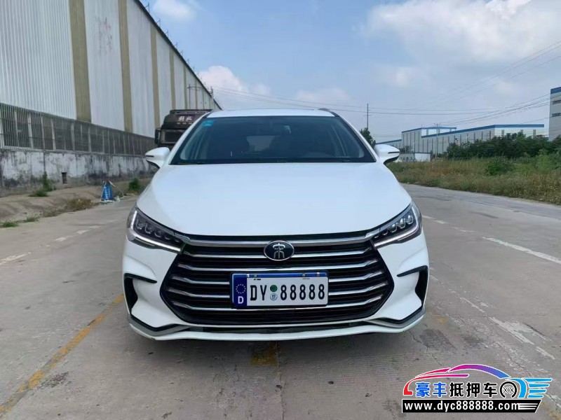 抵押车出售21年比亚迪宋轿车