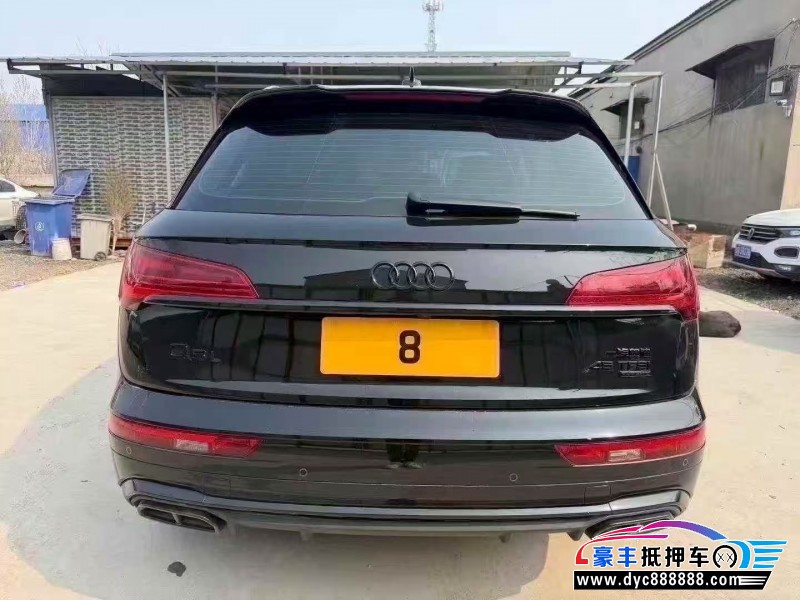 22年奥迪Q5轿车抵押车出售