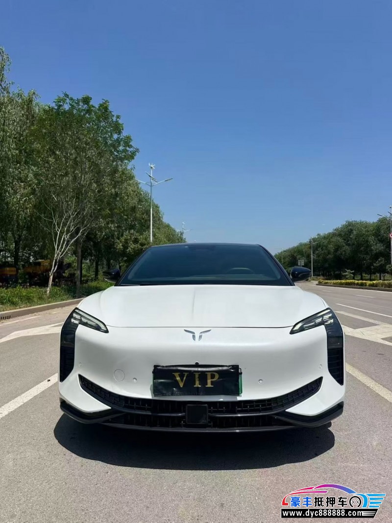 抵押车出售25年红旗EH7轿车