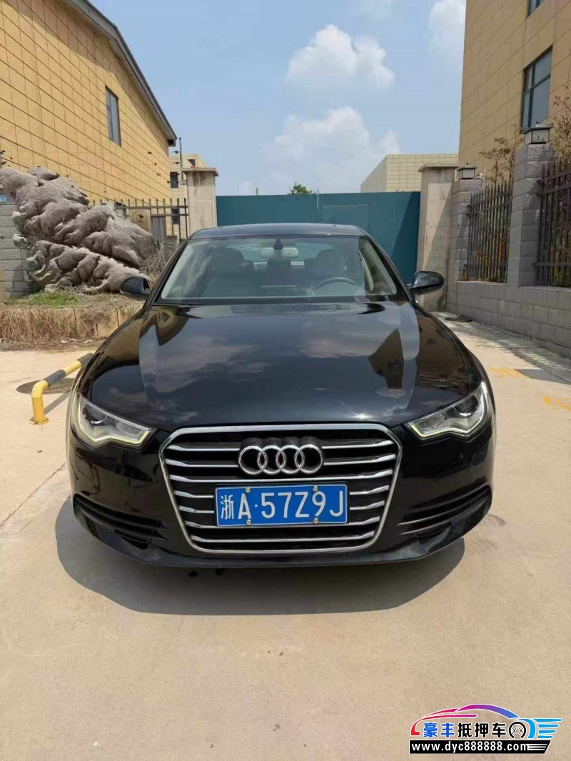 抵押车出售14年奥迪A6L轿车